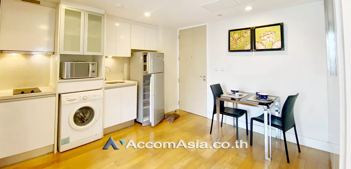  1  2 br Condominium For Rent in Silom ,Bangkok BTS Chong Nonsi at Collezio Sathorn Pipat AA11294