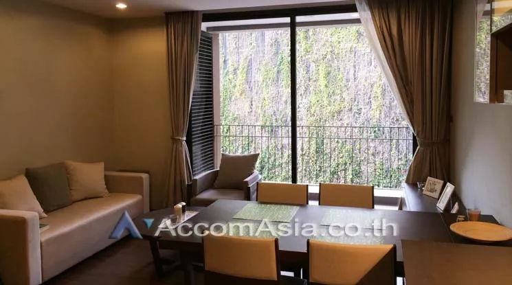  1 Bedroom  Condominium For Rent in Sathorn, Bangkok  near BTS Chong Nonsi (AA11296)
