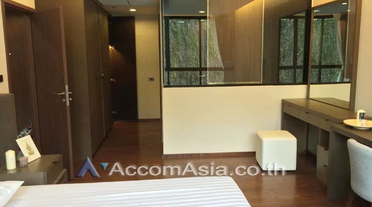  1 Bedroom  Condominium For Rent in Sathorn, Bangkok  near BTS Chong Nonsi (AA11296)