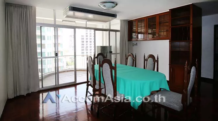 unit 3 Bedrooms  Condominium For Rent in Sukhumvit, Bangkok  near BTS Phrom Phong (AA11297)