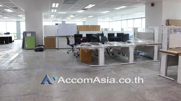 5  Office Space For Rent in Ratchadapisek ,Bangkok MRT Thailand Cultural Center at CW Tower B AA11315