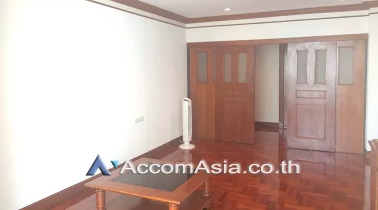 5  4 br Apartment For Rent in Sukhumvit ,Bangkok BTS Asok - MRT Sukhumvit at Newly renovated modern style living place AA11327