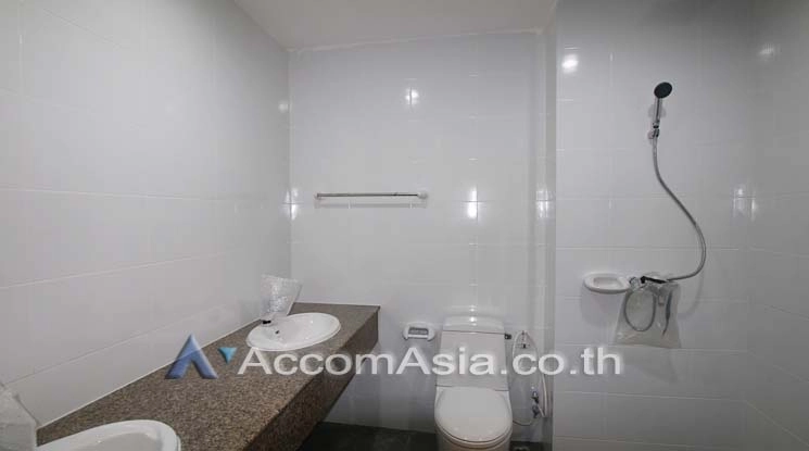 7  4 br Townhouse For Rent in Sukhumvit ,Bangkok BTS Nana AA11345