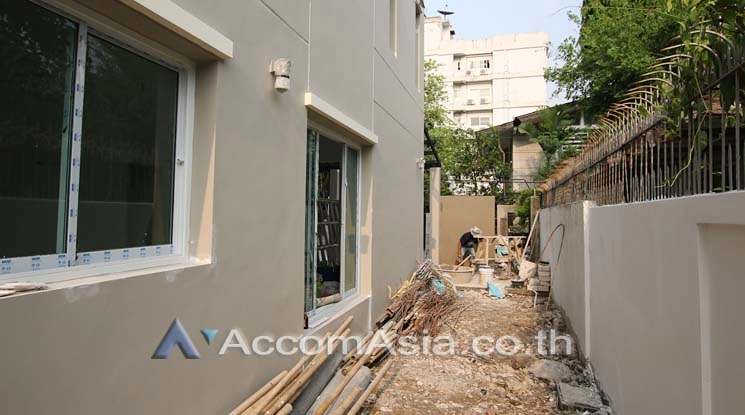 9  4 br Townhouse For Rent in Sukhumvit ,Bangkok BTS Nana AA11345