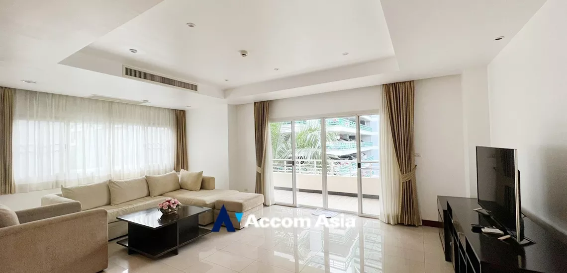 Pet friendly |  Quality Of Living Apartment  3 Bedroom for Rent BTS Chong Nonsi in Sathorn Bangkok