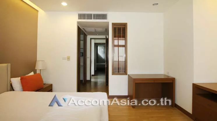 8  3 br Apartment For Rent in Ploenchit ,Bangkok BTS Ploenchit at Set on Landscape Court Yard 10269