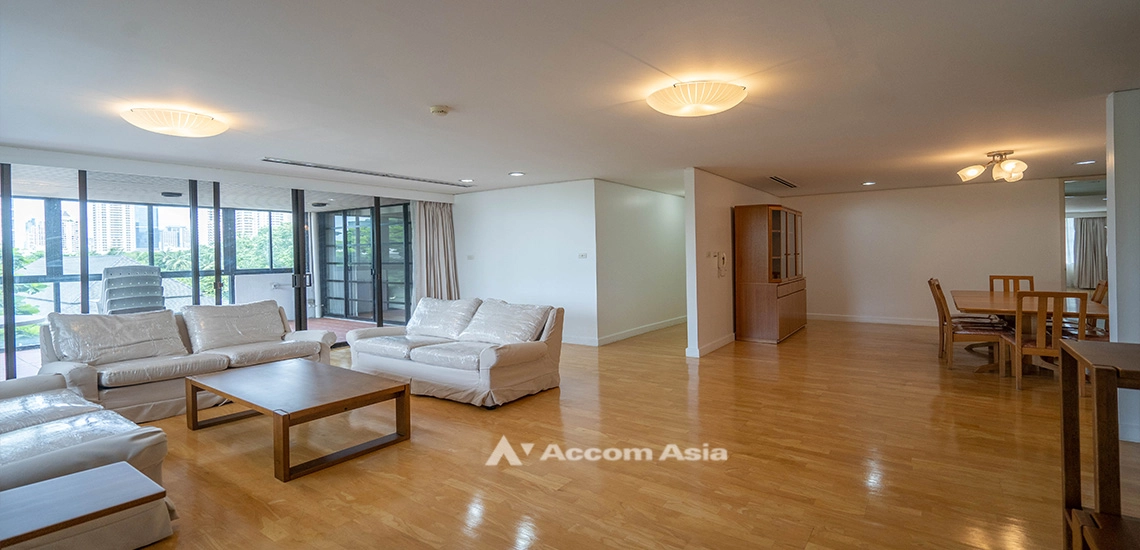 unitPet friendly |  Classic apartment with full furnishings and private balcony (AA11458)