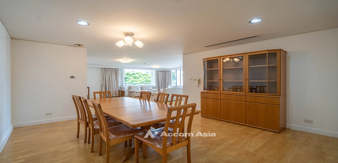 unitPet friendly |  Classic apartment with full furnishings and private balcony (AA11458)