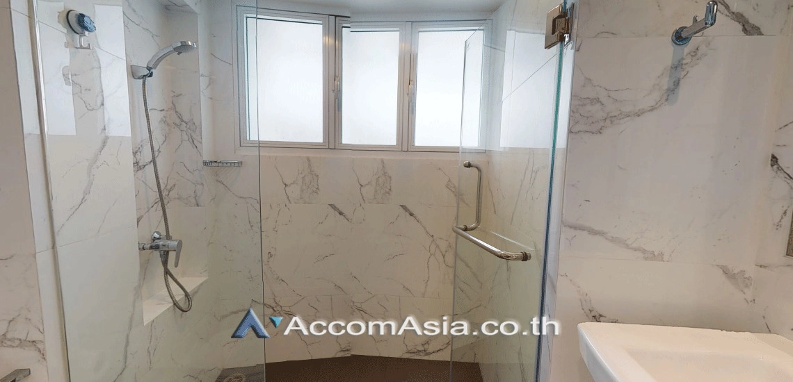 8  3 br Condominium for rent and sale in Sukhumvit ,Bangkok BTS Ekkamai at The Avenue Sukumvit 61 AA11472