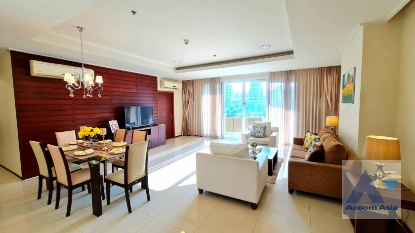 unitPet friendly |  3 Bedrooms  Apartment For Rent in Sukhumvit, Bangkok  near BTS Phrom Phong (AA11517)