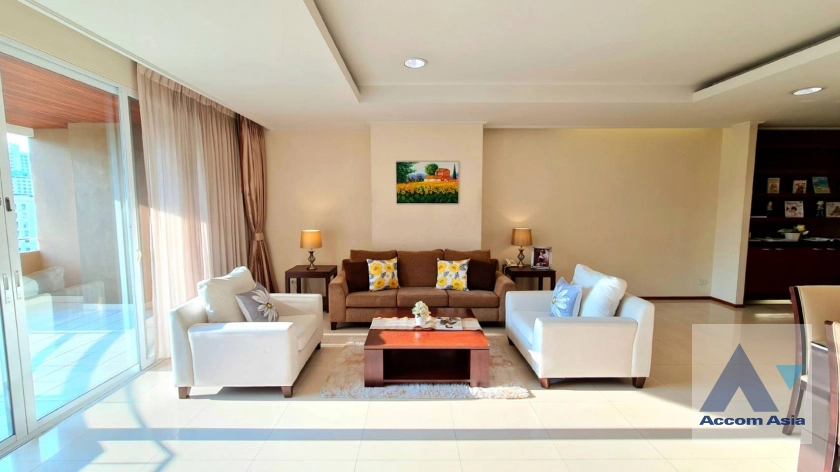 unitPet friendly |  3 Bedrooms  Apartment For Rent in Sukhumvit, Bangkok  near BTS Phrom Phong (AA11517)