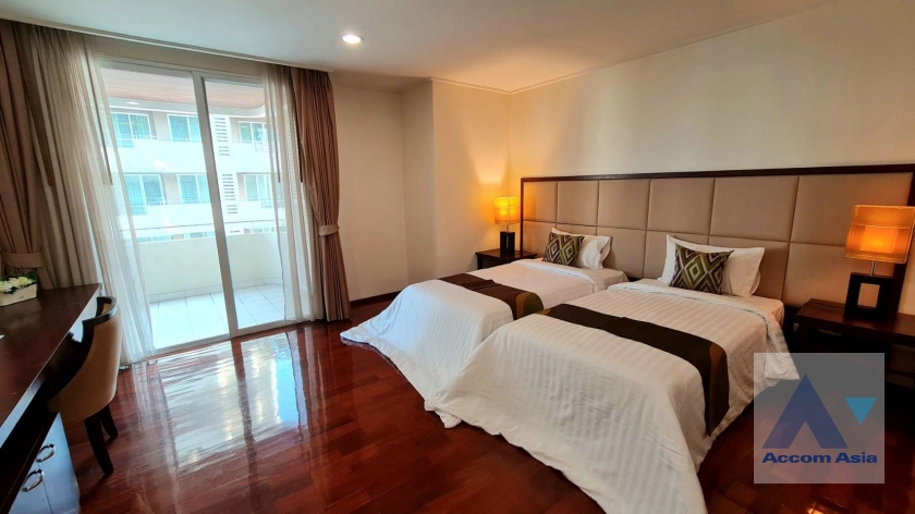 9  3 br Apartment For Rent in Sukhumvit ,Bangkok BTS Phrom Phong at Fully Furnished Suites AA11517