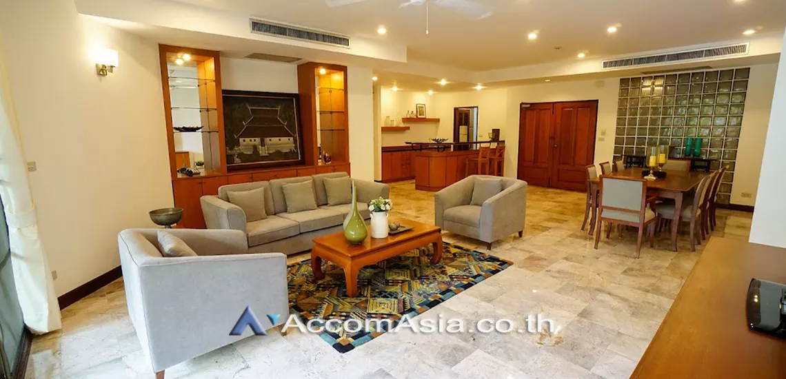  The exclusive private living Apartment  3 Bedroom for Rent BTS Phrom Phong in Sukhumvit Bangkok