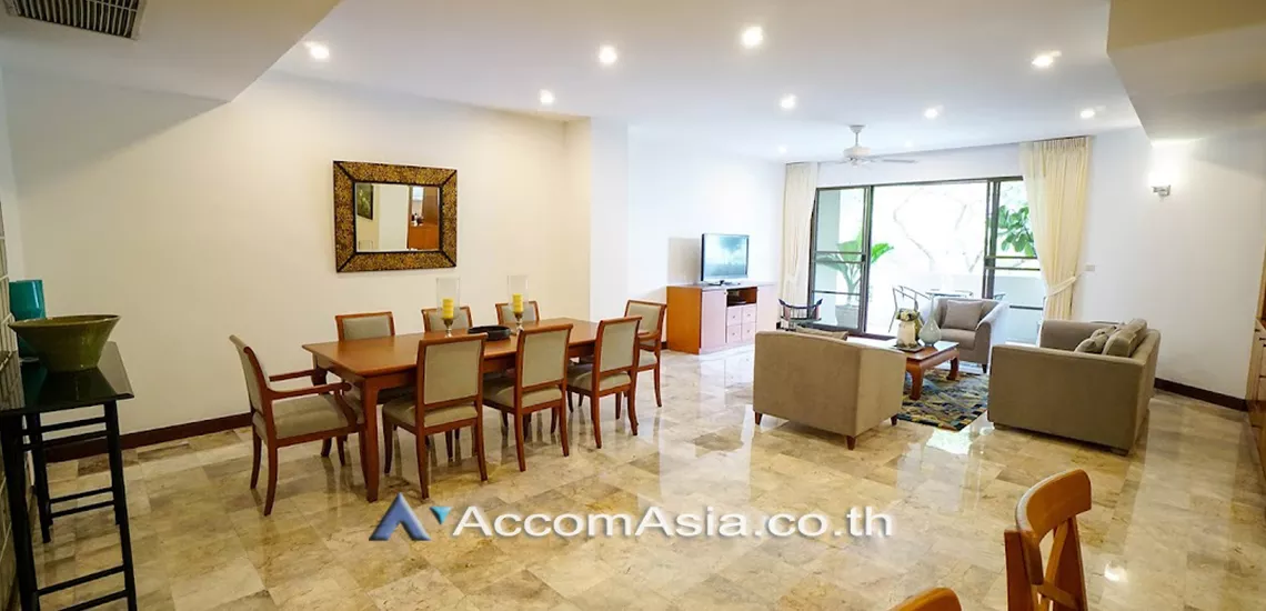 unit 3 Bedrooms  Apartment For Rent in Sukhumvit, Bangkok  near BTS Phrom Phong (AA11521)