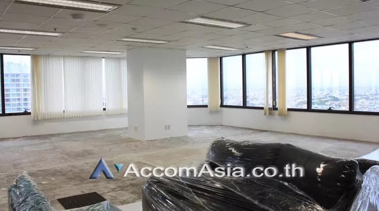 6  Office Space For Rent in Ratchadapisek ,Bangkok  at Le Concorde Tower AA11522