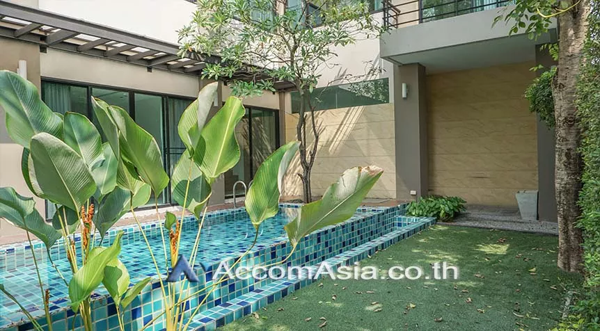 unitPrivate Swimming Pool |  3 Bedrooms  House For Rent in Sukhumvit, Bangkok  near BTS Thong Lo (AA11532)