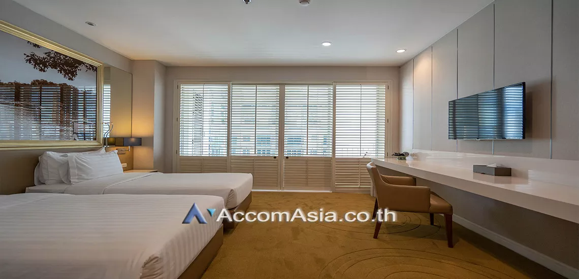 8  4 br Apartment For Rent in Ploenchit ,Bangkok BTS Ploenchit at Luxurious Place in Luxury Life AA11550