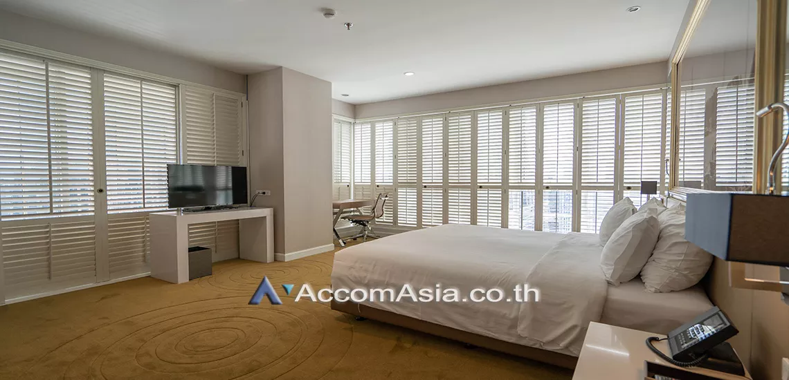 12  4 br Apartment For Rent in Ploenchit ,Bangkok BTS Ploenchit at Luxurious Place in Luxury Life AA11550