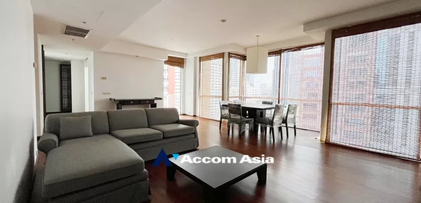 Double High Ceiling |  2 Bedrooms  Condominium For Rent & Sale in Ploenchit, Bangkok  near BTS Chitlom (AA11558)