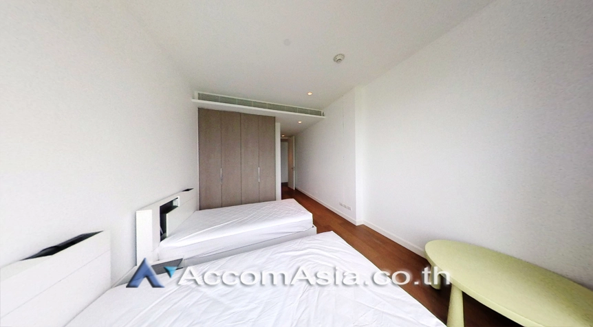 12  3 br Condominium For Rent in Ploenchit ,Bangkok BTS Ratchadamri at 185 Rajadamri AA11562