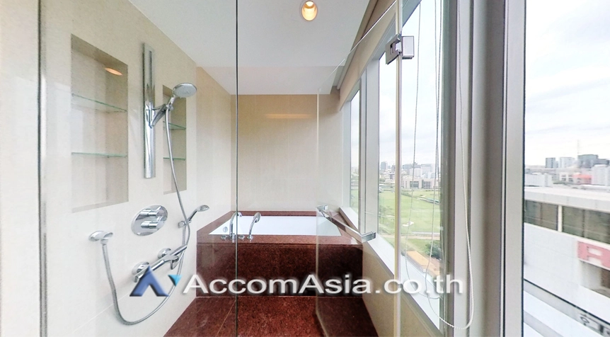 16  3 br Condominium For Rent in Ploenchit ,Bangkok BTS Ratchadamri at 185 Rajadamri AA11562