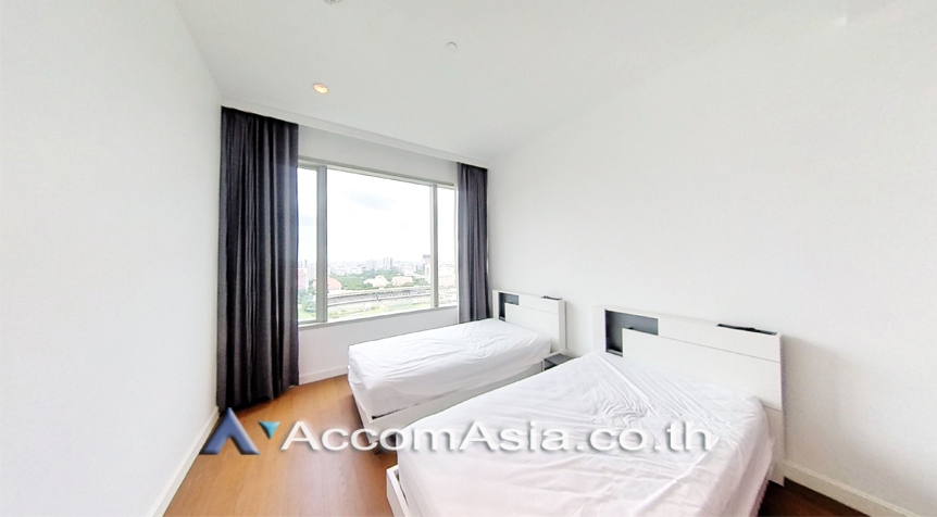 8  3 br Condominium For Rent in Ploenchit ,Bangkok BTS Ratchadamri at 185 Rajadamri AA11562