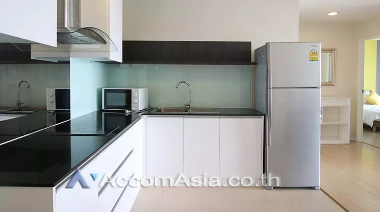  3 Bedrooms  Condominium For Rent & Sale in Ploenchit, Bangkok  near BTS Ploenchit (AA11578)