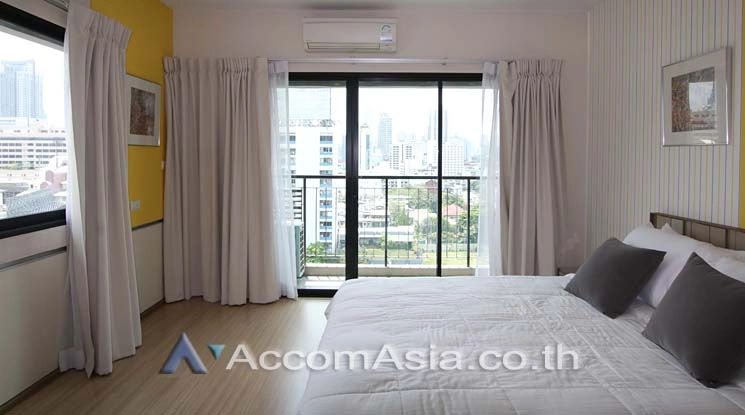 5  3 br Condominium for rent and sale in Ploenchit ,Bangkok BTS Ploenchit at Renova Residence AA11578
