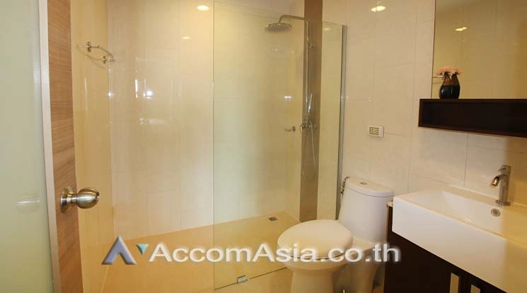 9  3 br Condominium for rent and sale in Ploenchit ,Bangkok BTS Ploenchit at Renova Residence AA11578