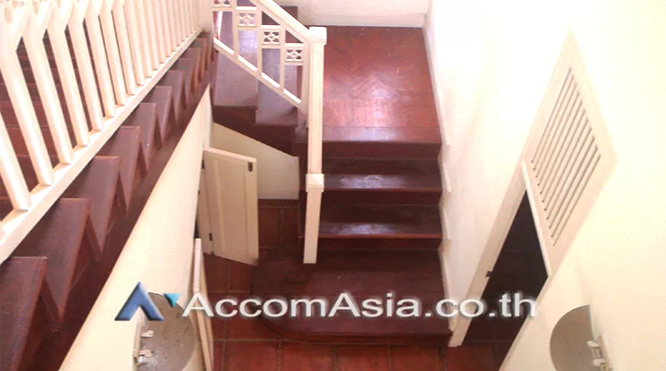 8  5 br House for rent and sale in Sukhumvit ,Bangkok BTS Thong Lo 60053
