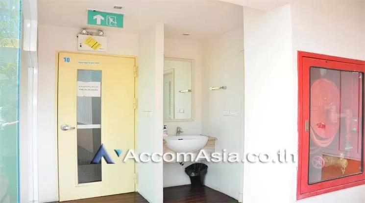 12  Apartment For Rent in Sathorn ,Bangkok BTS Saint Louis at Exclusive Apartment AA11606