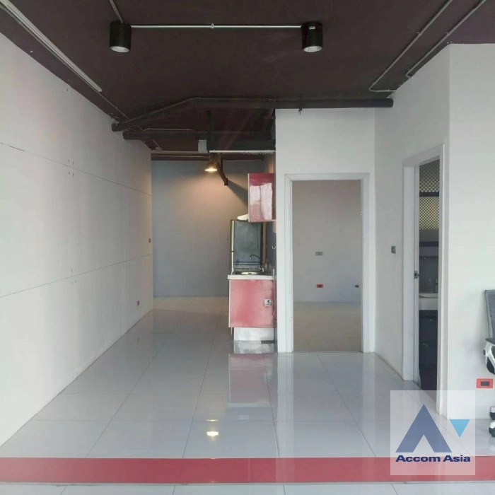 unitSplit-type Air, Home Office |  1 Bedroom  Apartment For Rent in Sukhumvit, Bangkok  near BTS Ekkamai (AA11610)