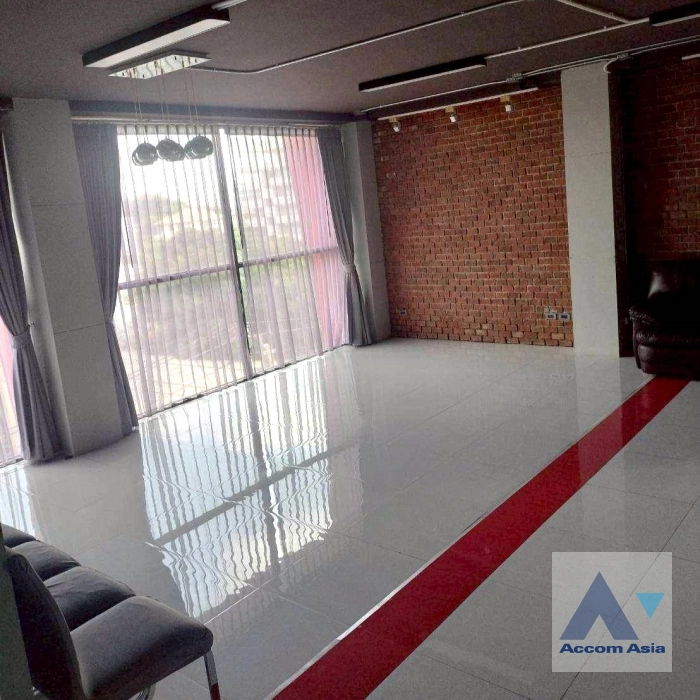  1  1 br Apartment For Rent in Sukhumvit ,Bangkok BTS Ekkamai at Modern Interiors AA11610