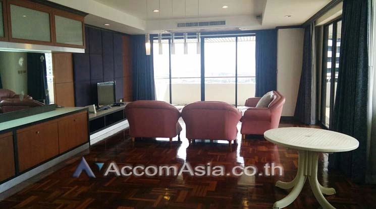 unit 3 Bedrooms  Condominium For Rent & Sale in Sathorn, Bangkok  near BRT Wat Dan (21066)