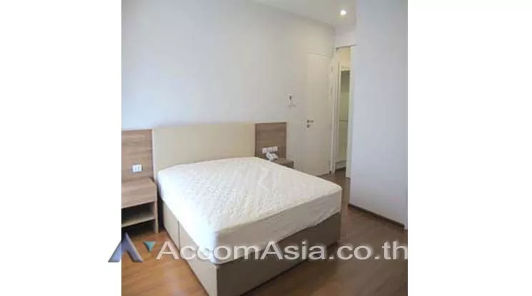  3 Bedrooms  Apartment For Rent in Sukhumvit, Bangkok  near BTS Thong Lo (AA11648)