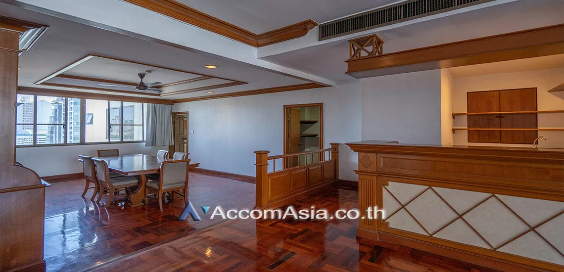 Big Balcony, Pet friendly |  3 Bedrooms  Apartment For Rent in Sukhumvit, Bangkok  near BTS Phrom Phong (AA11657)