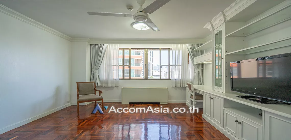 7  3 br Apartment For Rent in Sukhumvit ,Bangkok BTS Phrom Phong at Pet friendly - High rise Apartment AA11657
