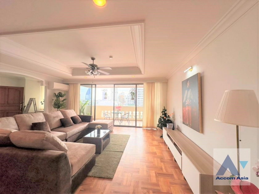 unitBig Balcony, Pet friendly |  4 Bedrooms  Apartment For Rent in Sukhumvit, Bangkok  near BTS Phrom Phong (AA11657)