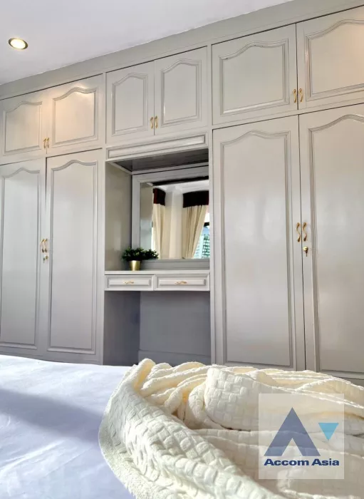 6  3 br Apartment For Rent in Sukhumvit ,Bangkok BTS Phrom Phong - MRT Phetchaburi at Classic Residence AA11662