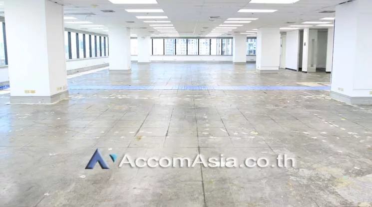 5  Office Space for rent and sale in Ratchadapisek ,Bangkok ARL Ramkhamhaeng at Charn Issara Tower 2 AA11691