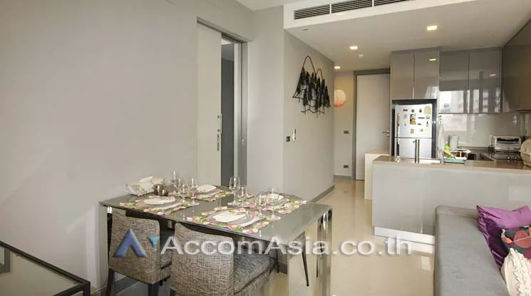 4  2 br Condominium For Sale in Silom ,Bangkok BTS Chong Nonsi at M Silom AA11695