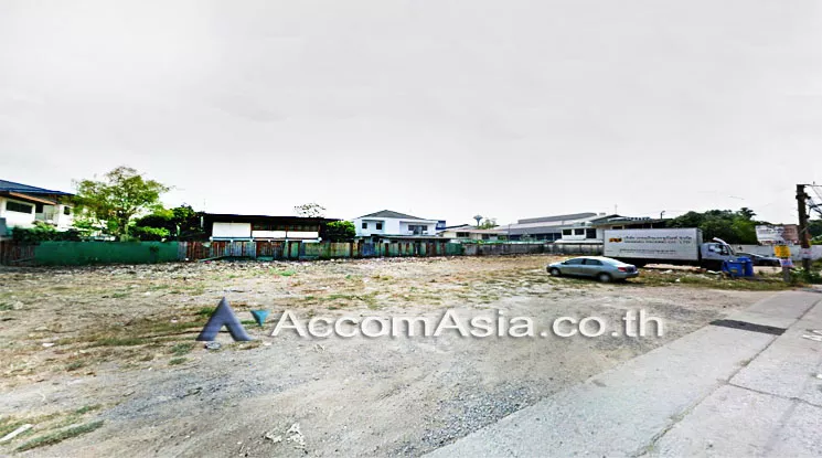  Land For Rent in ,   near BTS Bearing (AA11698)