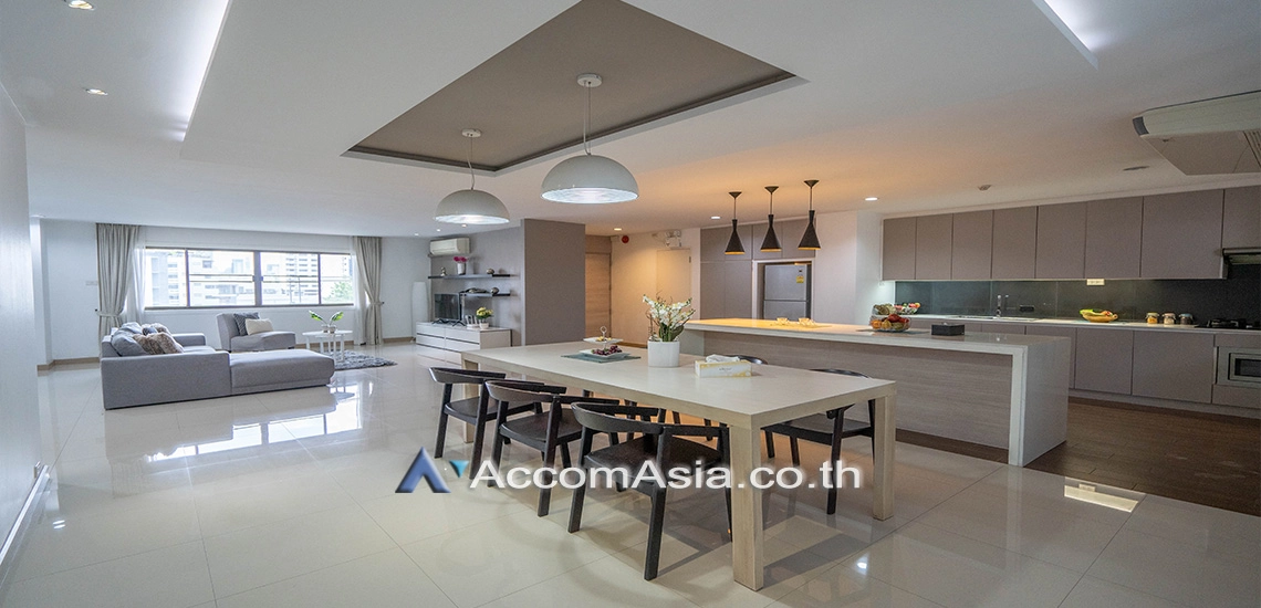 unitPet friendly |  3 Bedrooms  Apartment For Rent in Sukhumvit, Bangkok  near BTS Thong Lo (AA11708)