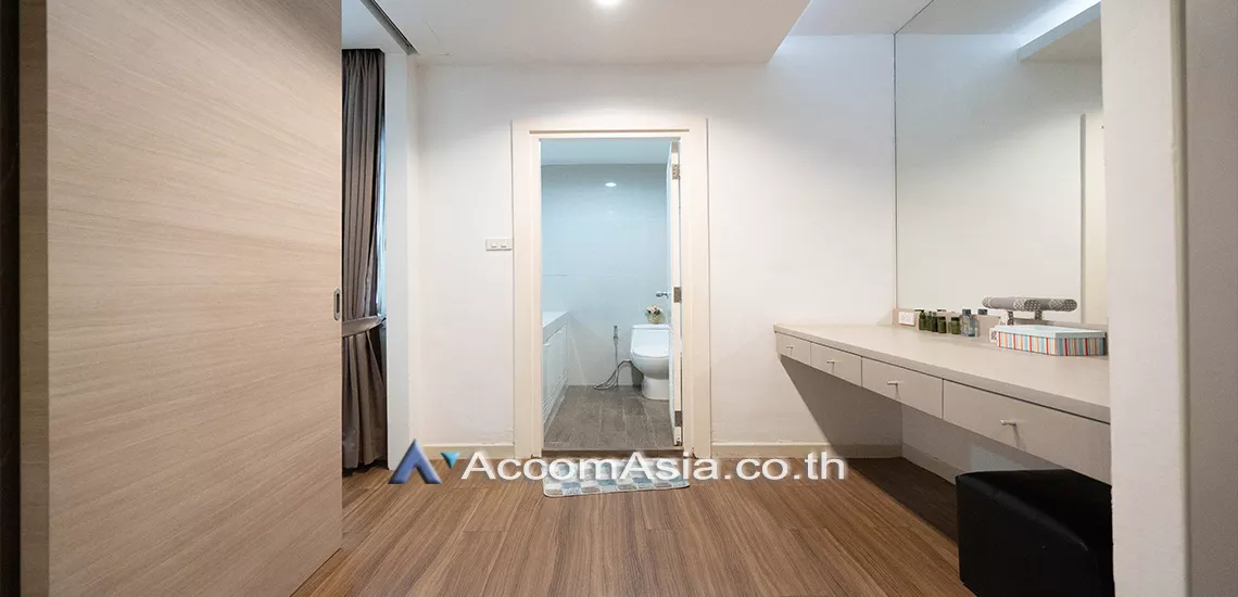 9  3 br Apartment For Rent in Sukhumvit ,Bangkok BTS Thong Lo at Low Rised Building AA11708