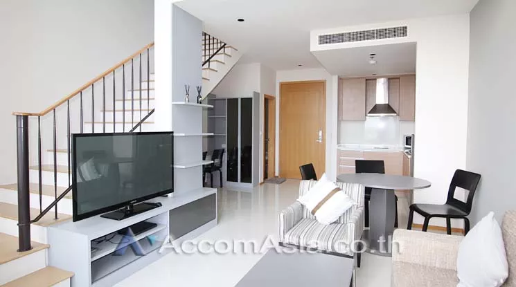 unitDuplex Condo |  1 Bedroom  Condominium For Rent in Sukhumvit, Bangkok  near BTS Phrom Phong (AA11710)