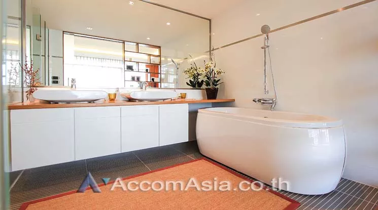 5  2 br Condominium For Rent in Phaholyothin ,Bangkok BTS Ari at Le Monaco Residence AA11719