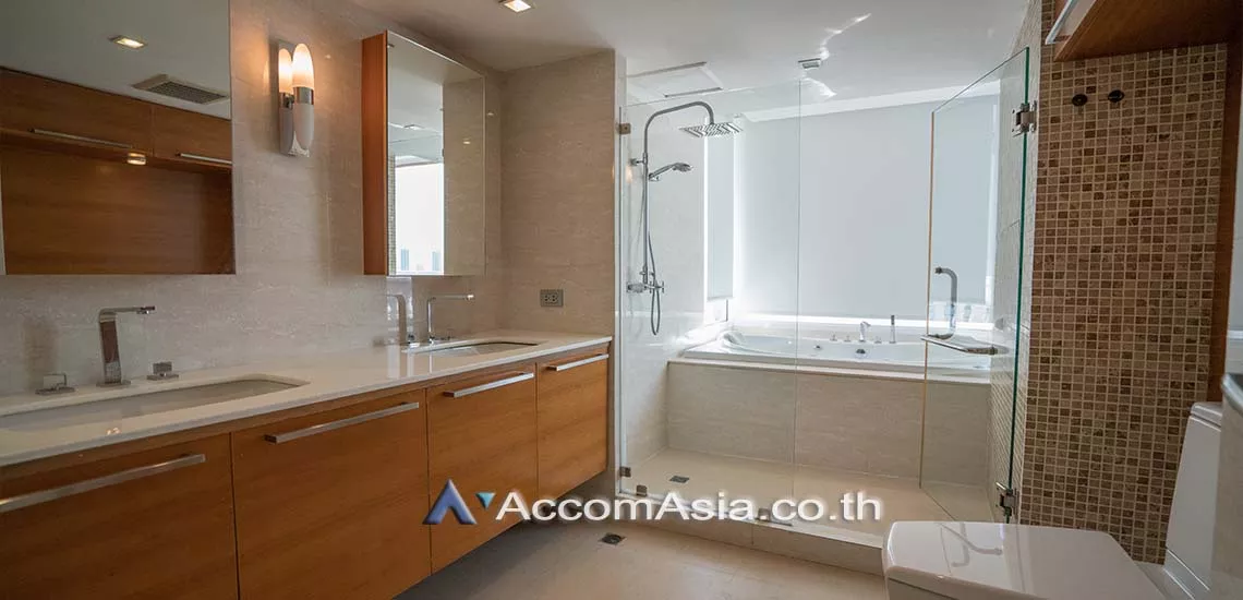 12  4 br Apartment For Rent in Sukhumvit ,Bangkok BTS Asok - MRT Sukhumvit at Homely Atmosphere AA11724