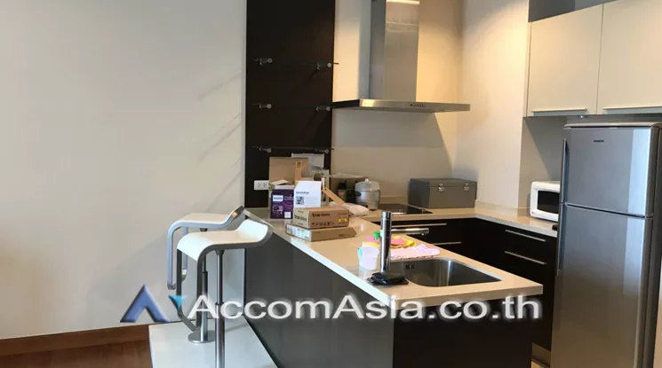  1 Bedroom  Condominium For Rent & Sale in Ploenchit, Bangkok  near BTS Ploenchit (AA11729)