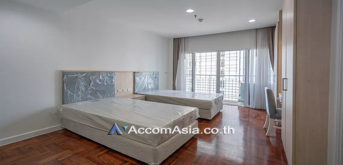 5  4 br Apartment For Rent in Sukhumvit ,Bangkok BTS Phrom Phong at Perfect for a big family AA11751