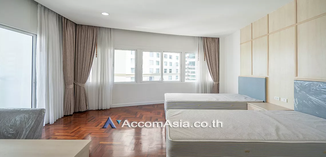 6  4 br Apartment For Rent in Sukhumvit ,Bangkok BTS Phrom Phong at Perfect for a big family AA11751